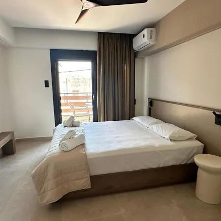 7 Aparthotel 3*